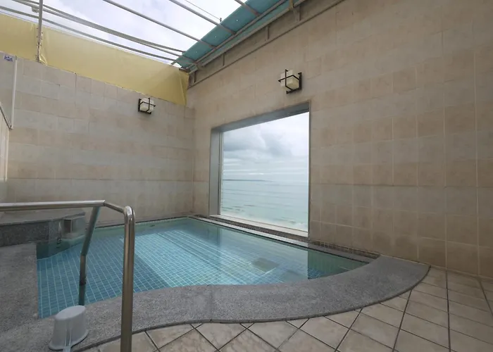 Hotel Route-Inn Nago