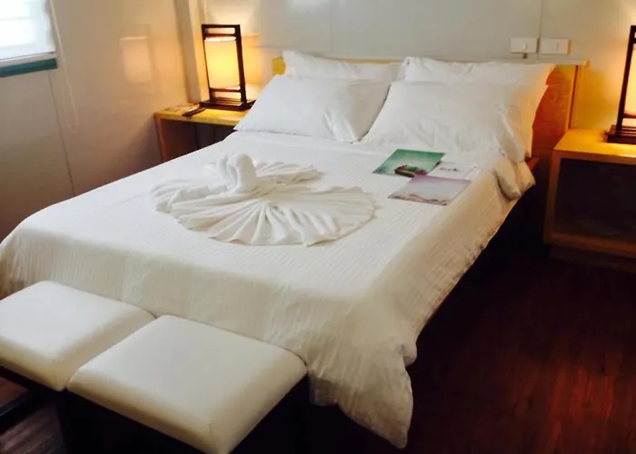 Shore Time Hotel - Annex Balabag 