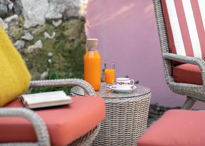 Rosegarden Essence Sintra Al - By Unlock Hotels