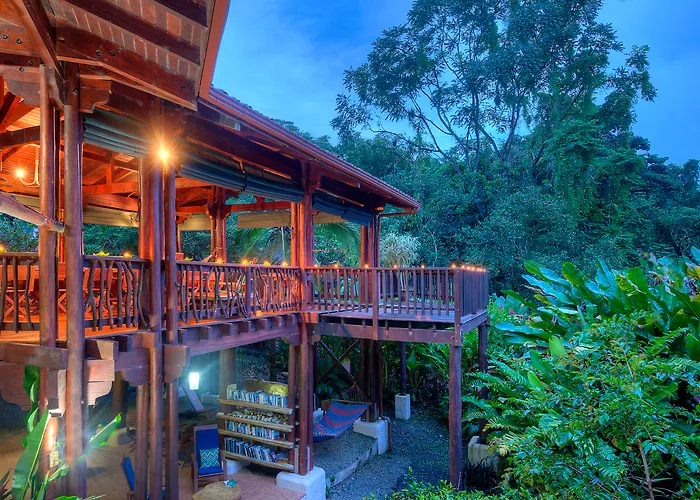 Playa Nicuesa Rainforest Eco Sanctuary Golfito