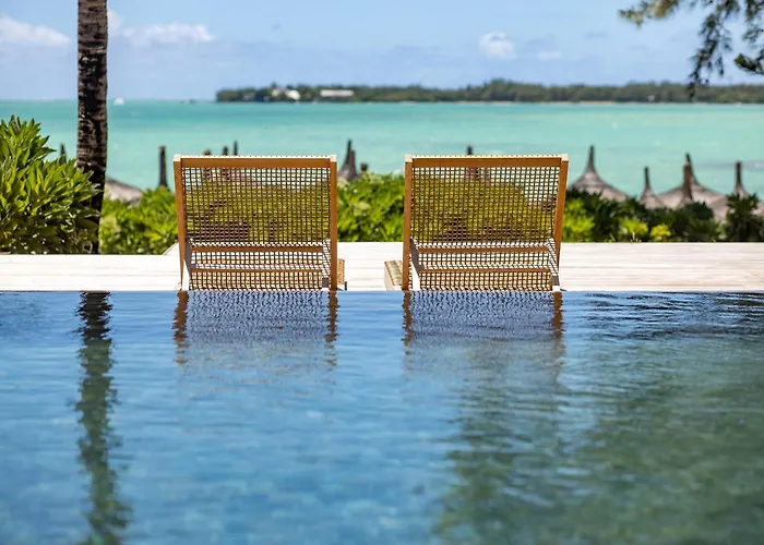 Lagoon Attitude (Adults Only) Cap Malheureux