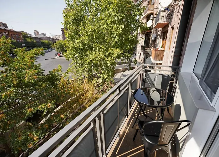 Perfect 2-Bdr Apt W/Balcony City Centre, Mystreet Company Yerevan