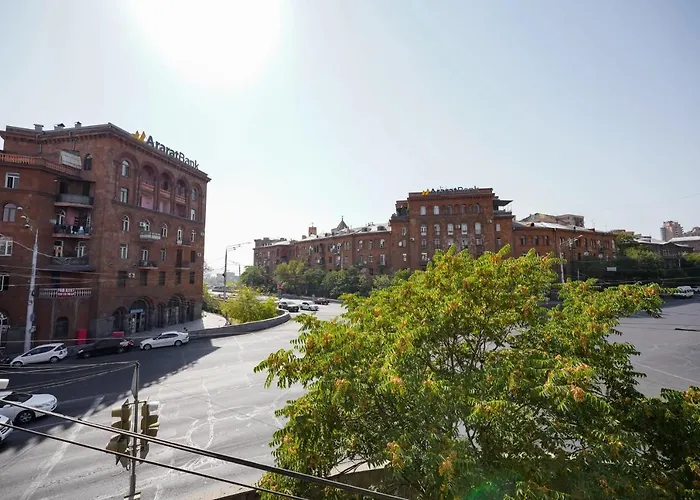 Perfect 2-Bdr Apt W/Balcony City Centre, Mystreet Company Yerevan