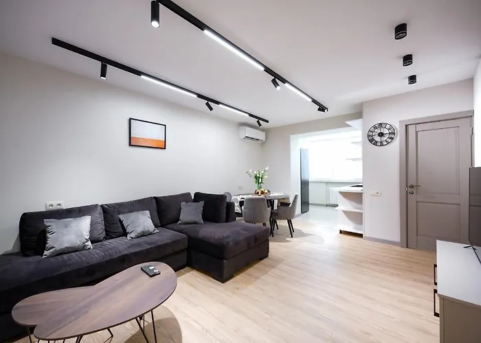 Perfect 2-Bdr Apt W/Balcony City Centre, Mystreet Company Yerevan