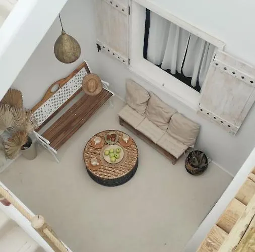 Nomad Surf House Hostel Corralejo