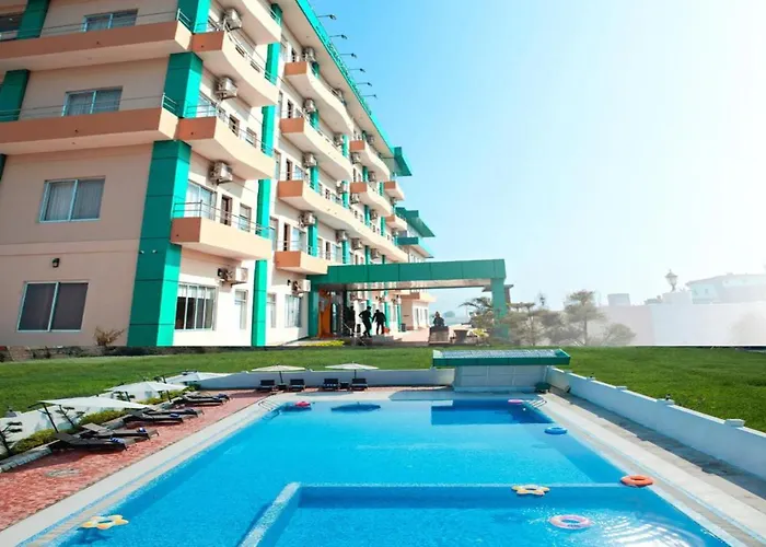Pauwa Airport Hotel Siddharthanagar