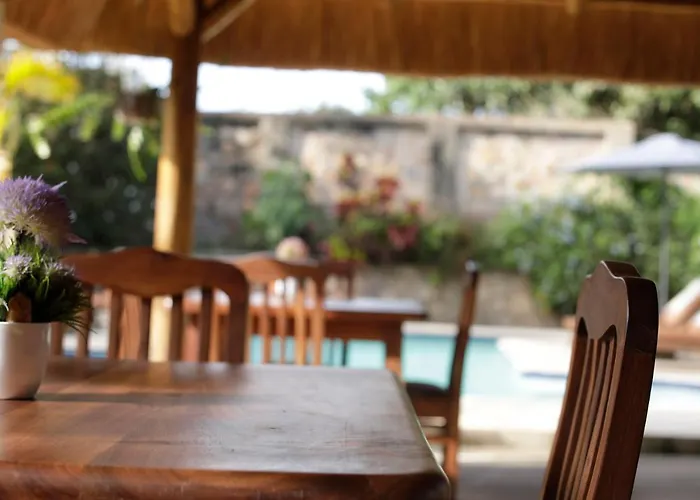 Entebbe Palm Hotel