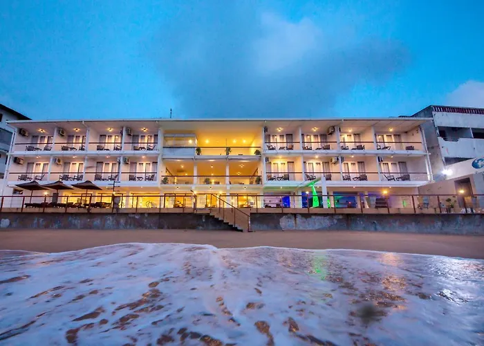 Coral Rock By Bansei Hotel Hikkaduwa