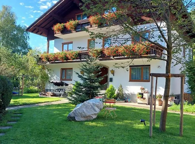 Pension Helmhof Salzburg