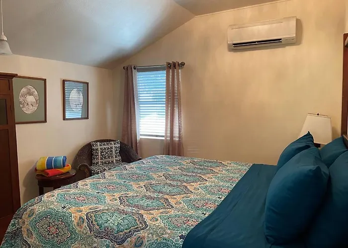 Hakuna Matata Maui Hostel Lahaina