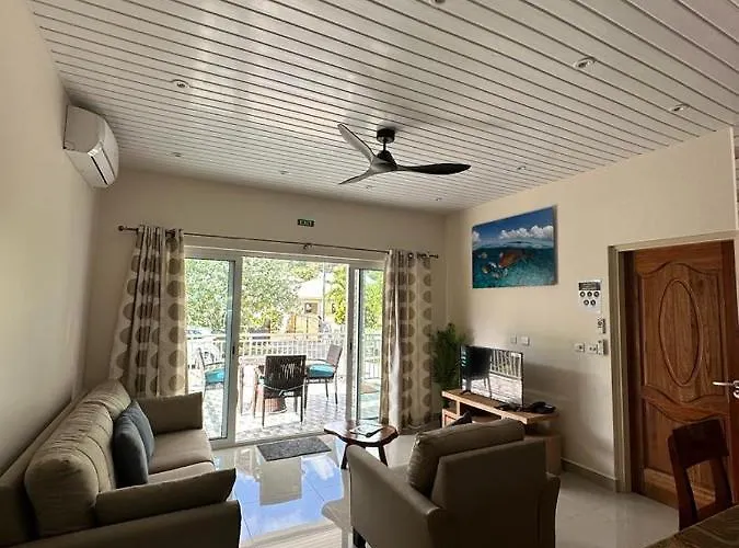 Coco De Mer Villa Anse Boileau