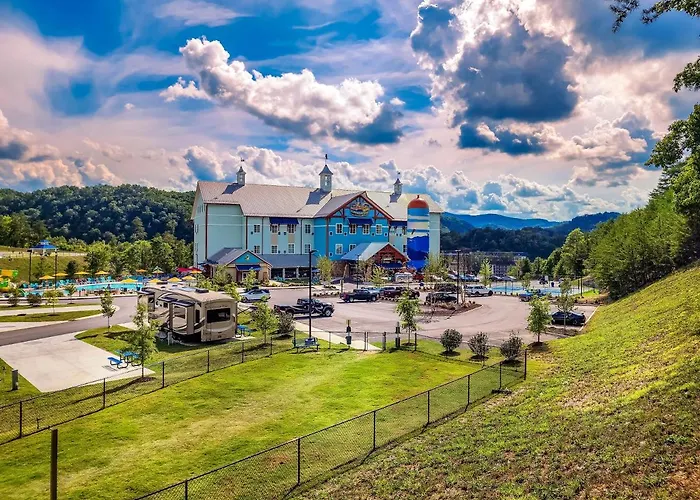 The Lodge At Camp Margaritaville Pigeon Forge