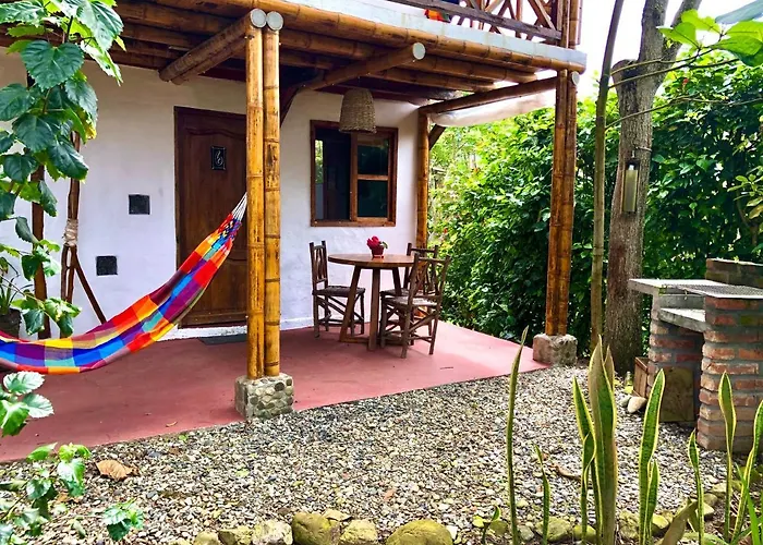 Hostal Los Orishas Ayampe