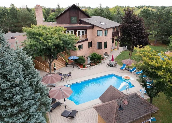 Newton Villa Brampton