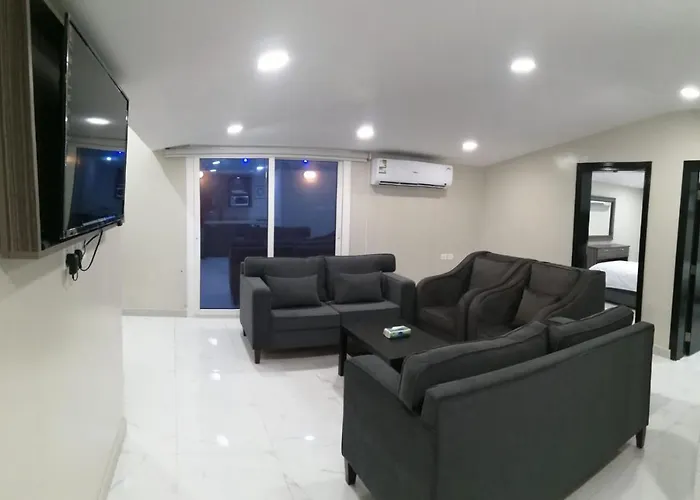 Sharm Beach Suites Private Hotel Apartments Yanbu