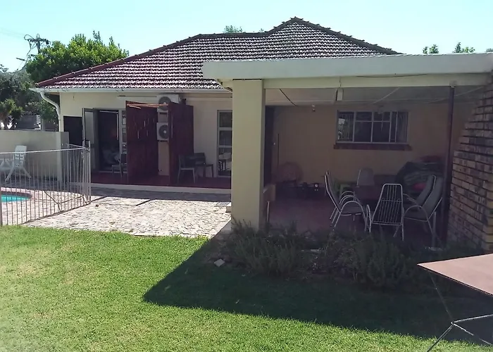 10 On Fairview B&B Paarl
