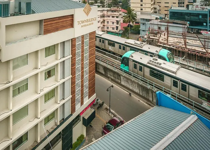 Townbridge Hotels & Suites Kochi