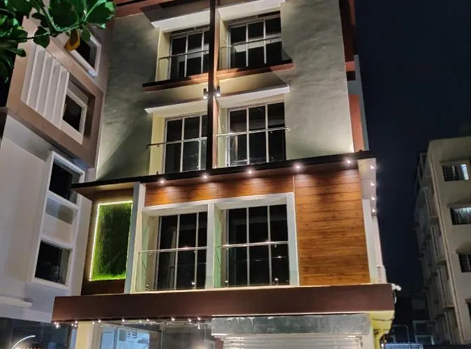 Royal Galaxy Hotel Kolkata