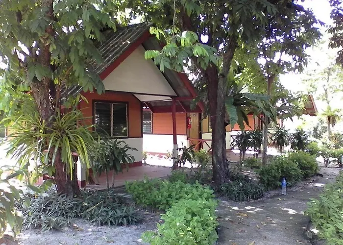 Lanta Long Beach Hostel Koh Lanta
