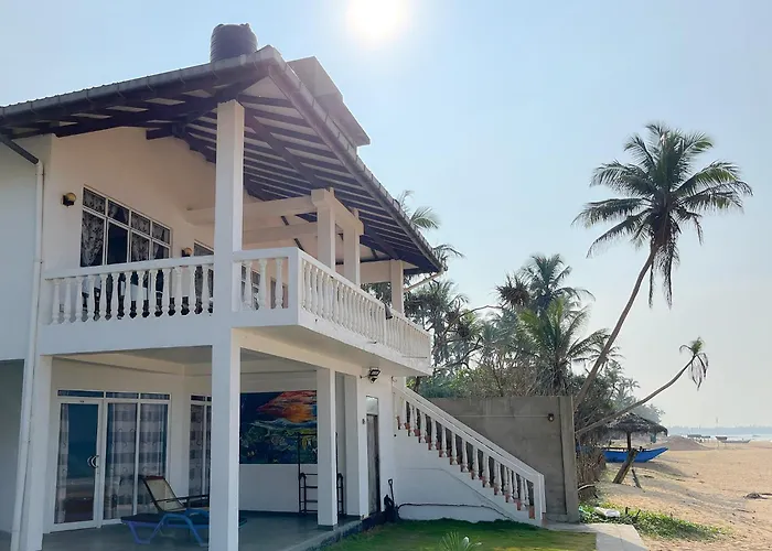 Pearl Island Beach Hotel Hikkaduwa
