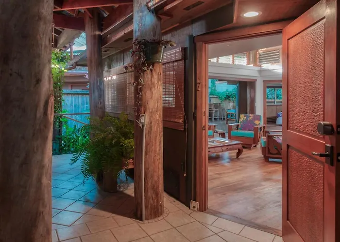 The Kulani Maui Hotel Lahaina