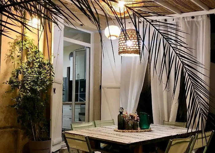 Le Nid Cosy Bordeaux Hotel