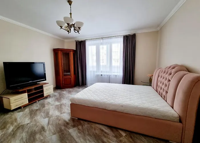 Forrest For 8 Person Apartment Lutsk