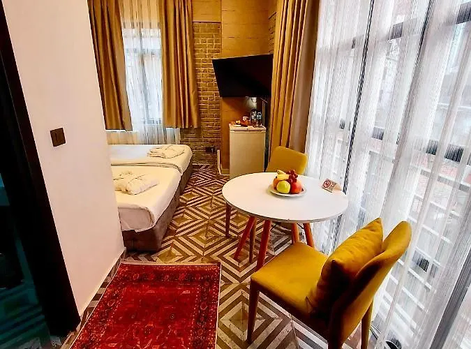 Mates Port Hotel Istanbul