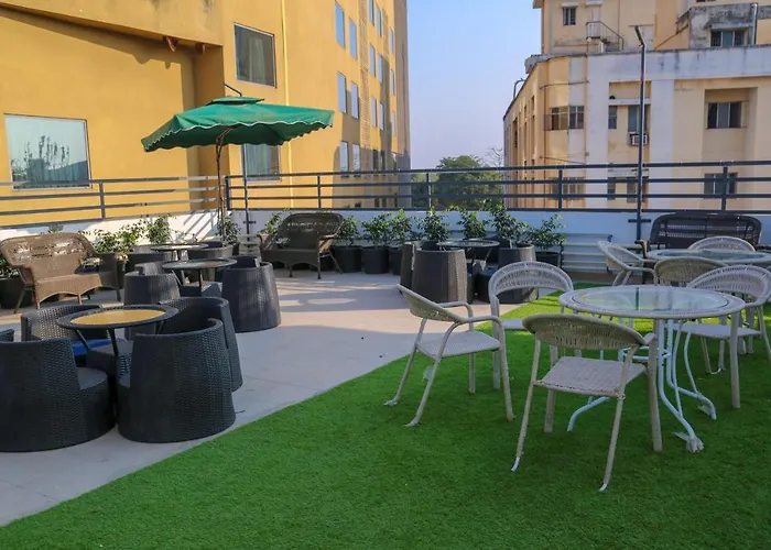 Four Leaf Hotel - Sapphire Blue, Varanasi