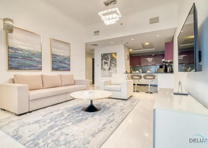 Sea Views From Living To Bedroom Perfect For Staycation, Dubai Marina By Deluxe Holiday Homes