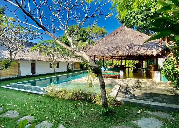 Blind Dog Inn Sanur 