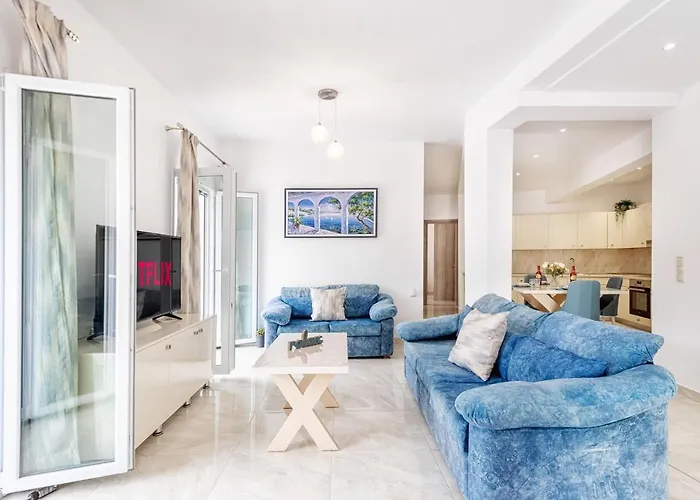 4You Luxury Apartments Moraitika