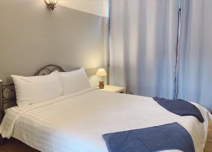 Pillow & Bread Hostel Bangkok