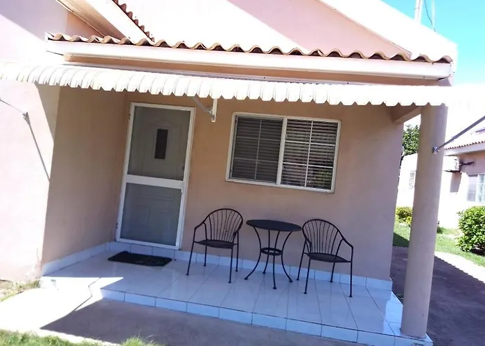 Sweet 1Br Hse Of Mirrors In Secured Gated Caribbean Estate Discont 15 Off Villa Portmore
