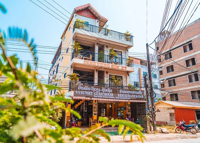 Vang Vieng Sunset Guesthouse & Restaurant