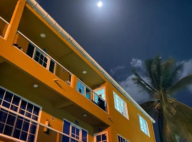 Sea Life Apartamentos En Via Principal Centro Y San Luis San Andrés