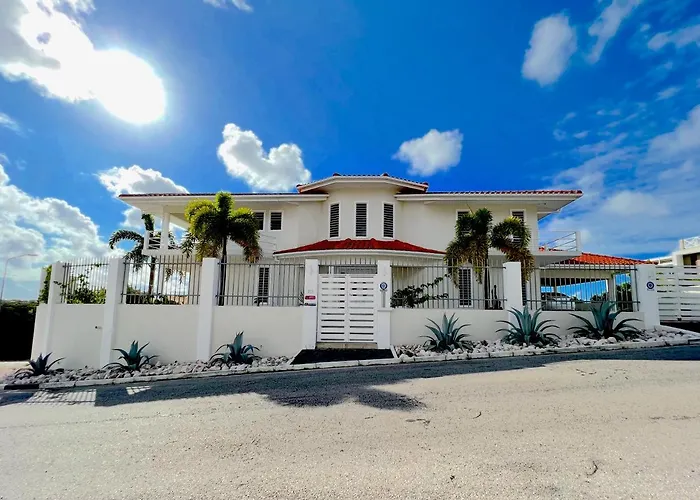 Villa Leoni Curacao Willemstad