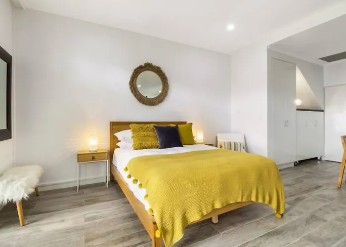 Stylish Studio Close To City Melbourne