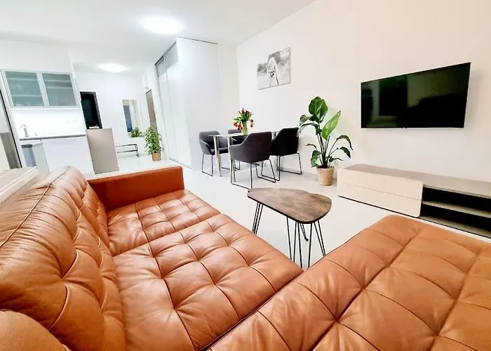 Florian Garden Apartment With Private Parking Kosice