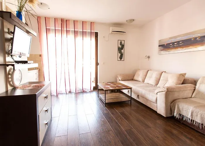 Apartment Lora Budva