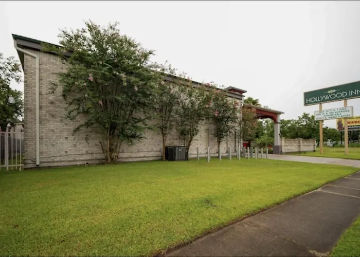 Hollywood Inn - Downtown Houston