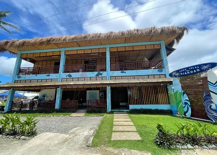 Tres Islas Hostel General Luna 