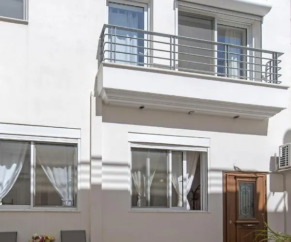 Townhouse In The Historical Centrer Of Athens Villa