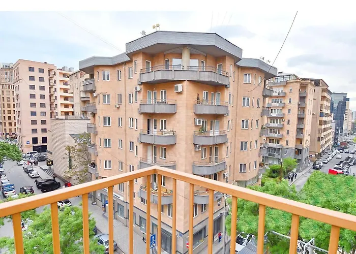 Prime Apartment 2 Bedrooms 2 Bathrooms Yerevan