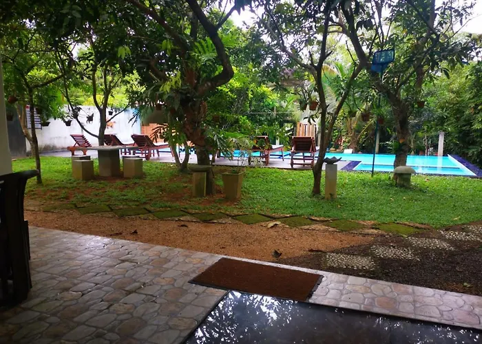 Villa Green Cottage Hikkaduwa