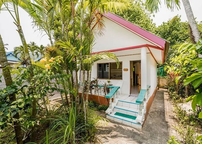 Baan Coconut Villa Bang Tao Beach 