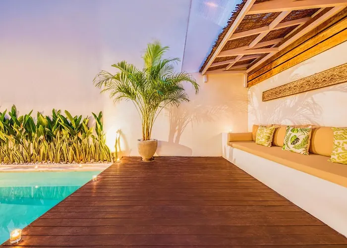 New Fresh 3Bd Prime Location Villa Seminyak 
