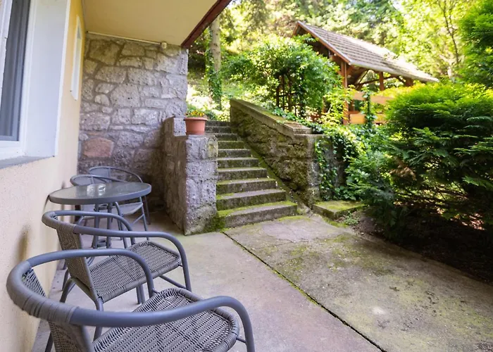 Villa Harmonia Apartman Visegrád