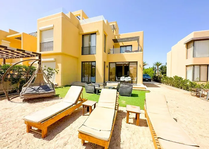 Luxury 3 Bedrooms Town House Hurghada