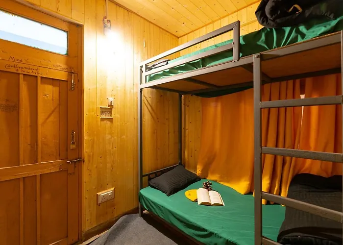 Nomads Hostel Kasol